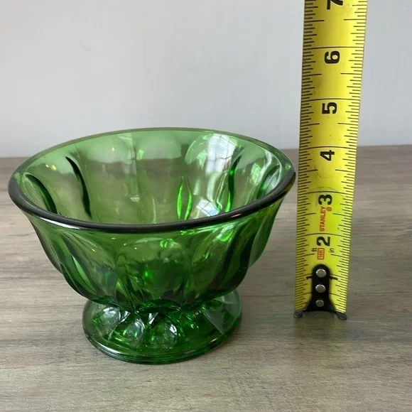 Vintage green glass bowl - Picture 5 of 6